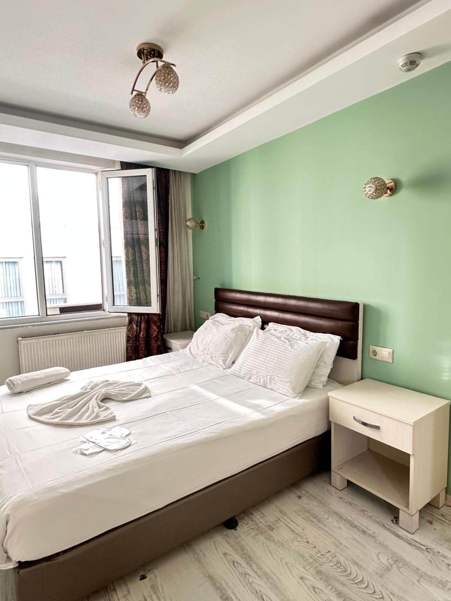 Centre Suites Taksim Istanboel Buitenkant foto