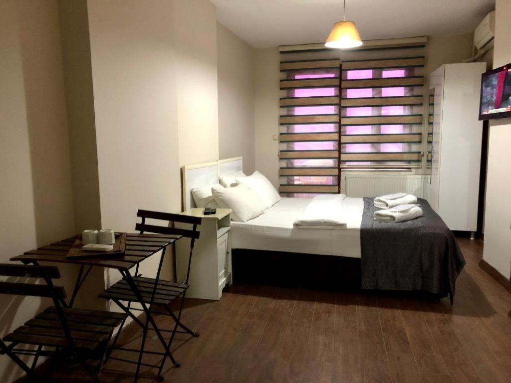 Centre Suites Taksim Istanboel Buitenkant foto